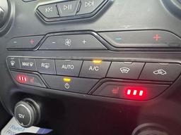 Ford Ranger 2.0 EcoBlue Wolftrak Pickup Double Cab 4dr Diesel Manual 4WD Euro 6 (s/s) (170 ps) at 36th