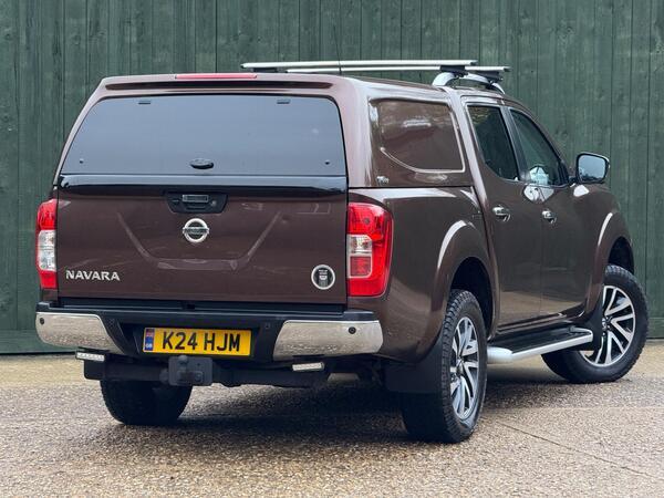 Nissan Navara 2.3 dCi Tekna 4WD Euro 6 (s/s) 4dr