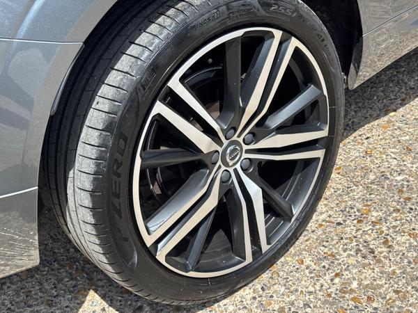 Volvo XC60 2.0 T5 R-Design Auto AWD Euro 6 (s/s) 5dr