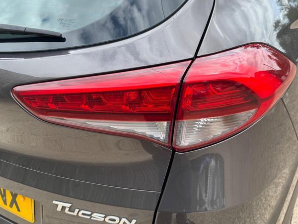Hyundai TUCSON 1.7 CRDi Blue Drive SE Nav Euro 6 (s/s) 5dr