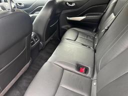 Nissan Navara 2.3 dCi Tekna Auto 4WD Euro 6 4dr at 14th
