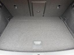 Volkswagen Golf 2.0 TSI R DSG 4Motion Euro 6 (s/s) 5dr at 44th