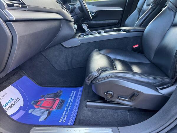 Volvo XC90 2.0 D5 PowerPulse Inscription Auto 4WD Euro 6 (s/s) 5dr