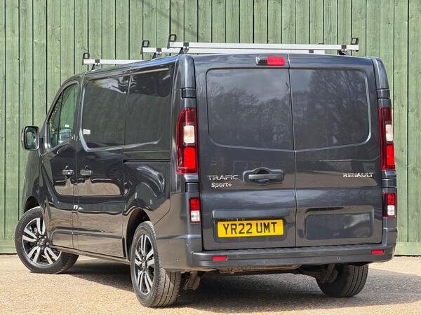 Renault Trafic 2.0 dCi Blue SL28 Sport+ L1 H1 Euro 6 (s/s) 5dr