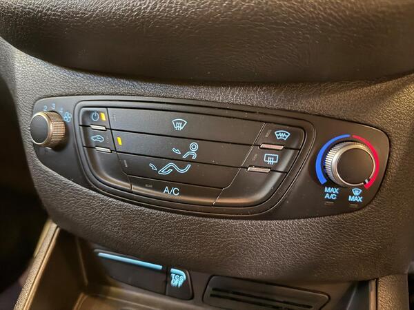 Ford Transit Courier 1.5 TDCi Sport L1 Euro 6 5dr