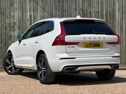 Volvo XC60 2.0 D4 R-Design AWD Euro 6 (s/s) 5dr at 11th
