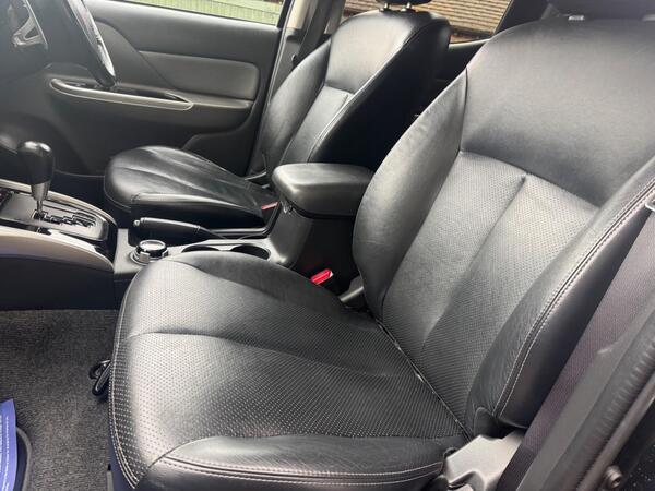 Fiat Fullback 2.4D LX Auto 4WD Euro 6 4dr (Euro 6)