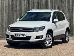 Volkswagen Tiguan 2.0 TDI BlueMotion Tech Match 4WD Euro 5 (s/s) 5dr at 4th