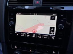 Volkswagen Golf 2.0 TSI R DSG 4Motion Euro 6 (s/s) 5dr at 8th