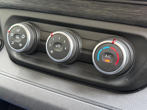 Nissan Primastar 2.0 dCi 30 Tekna L2 H1 Euro 6 (s/s) 5dr