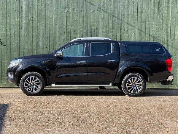 Nissan Navara 2.3 dCi Tekna Auto 4WD Euro 6 4dr