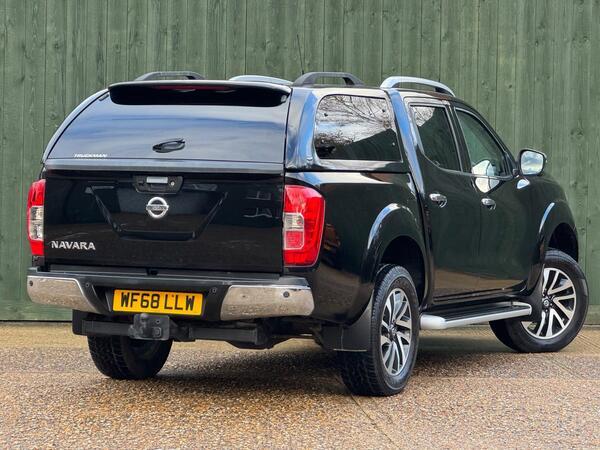 Nissan Navara 2.3 dCi Tekna Auto 4WD Euro 6 4dr