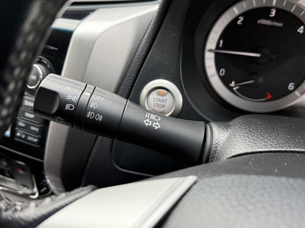 Nissan Navara 2.3 dCi Tekna Auto 4WD Euro 6 4dr