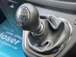 Vauxhall Vivaro 1.6 CDTi 2900 BiTurbo ecoTEC Limited Edition Nav Crew Van L2 H1 Euro 6 (s/s) 5dr (6 Seat) at 36th