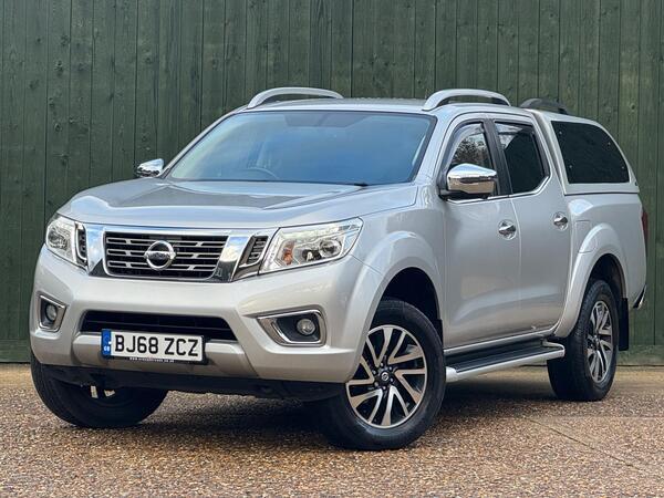 Nissan Navara 2.3 dCi Tekna Auto 4WD Euro 6 4dr