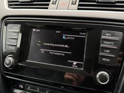 Skoda Octavia 2.0 TDI Elegance Euro 5 (s/s) 5dr at 14th