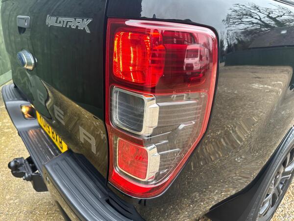 Ford Ranger 3.2 TDCi Wildtrak Auto 4WD Euro 5 4dr