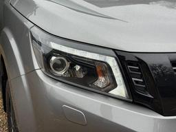 Nissan Navara 2.3 dCi N-Guard Auto 4WD Euro 6 4dr at 32th