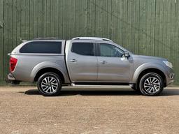 Nissan Navara 2.3 dCi Tekna Auto 4WD Euro 6 4dr at 13th