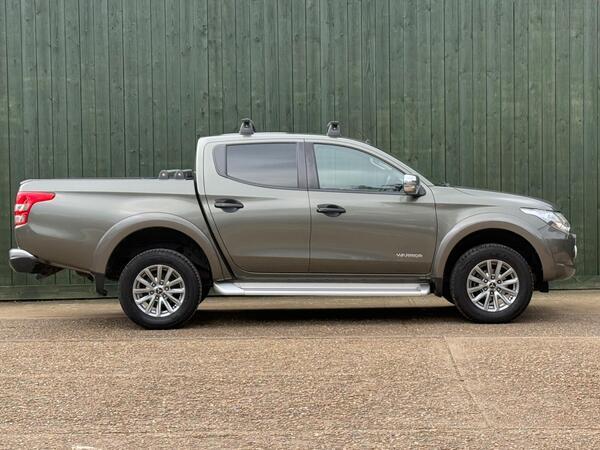 Mitsubishi L200 2.4 DI-D DC Warrior 4WD Euro 6 4dr