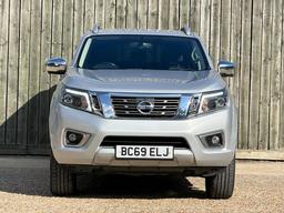 Nissan Navara 2.3 dCi Tekna Auto 4WD Euro 6 4dr at 3th