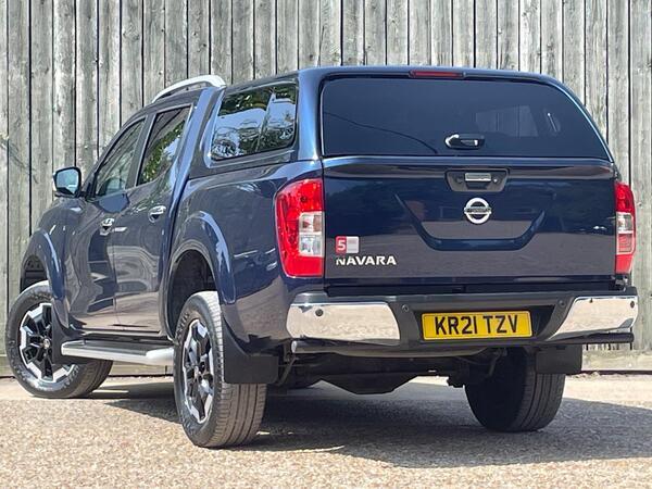 Nissan Navara 2.3 dCi Tekna 4WD Euro 6 (s/s) 4dr