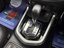 Nissan Navara 2.3 dCi N-Guard Auto 4WD Euro 6 4dr at 36th