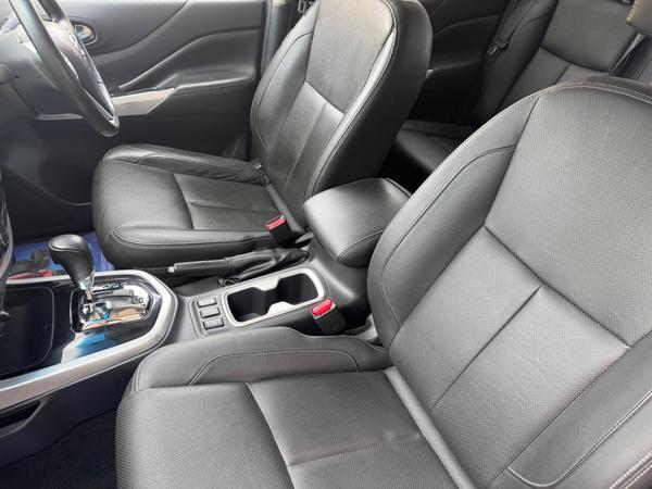 Nissan Navara 2.3 dCi Tekna Auto 4WD Euro 6 4dr