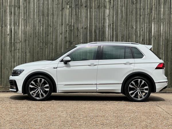 Volkswagen Tiguan 2.0 TDI R-Line DSG 4Motion Euro 6 (s/s) 5dr