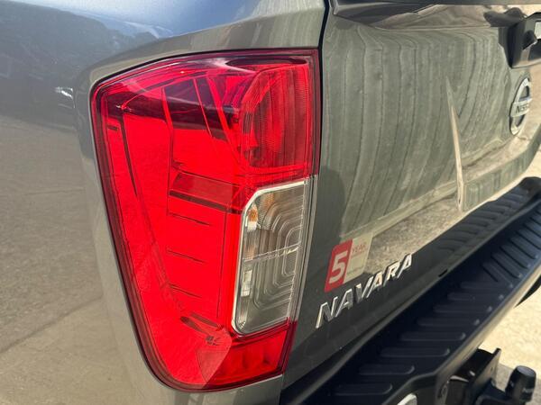 Nissan Navara 2.3 dCi Tekna Auto 4WD Euro 6 4dr