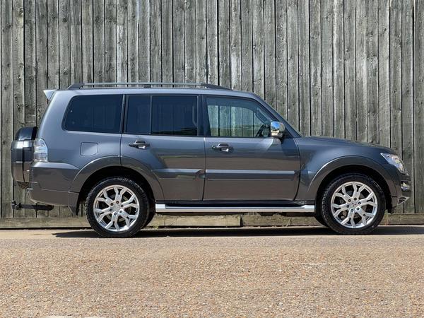 Mitsubishi Shogun 3.2 DI-DC SG5 Auto 4WD Euro 6 5dr LWB