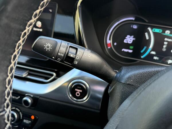 Kia Niro 64kWh 4+ Auto 5dr