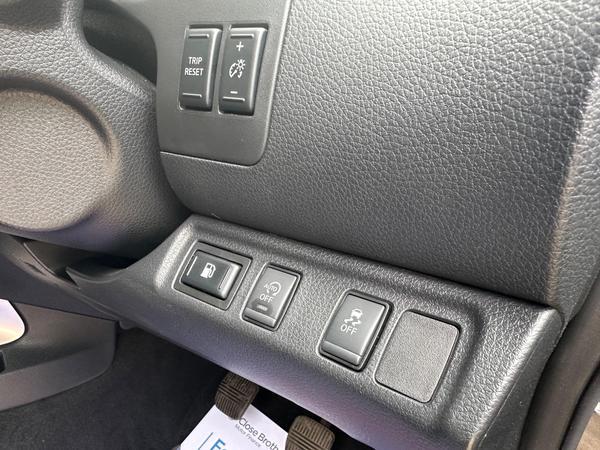 Nissan Navara 2.3 dCi N-Guard 4WD Euro 6 (s/s) 4dr