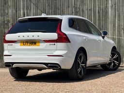 Volvo XC60 2.0 D4 R-Design AWD Euro 6 (s/s) 5dr at 3th