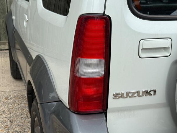Suzuki Jimny 1.3 VVT Adventure 4WD Euro 6 3dr