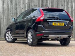 Volvo XC60 2.0 D4 SE Nav Euro 6 (s/s) 5dr at 11th
