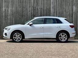Audi Q3 1.5 TFSI CoD 35 Sport Euro 6 (s/s) 5dr at 14th