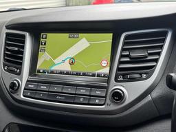 Hyundai TUCSON 1.7 CRDi Blue Drive SE Nav Euro 6 (s/s) 5dr at 7th