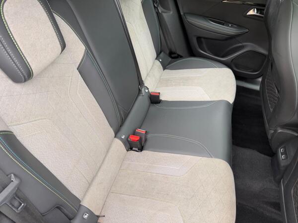 Peugeot E-2008 50kWh GT Auto 5dr