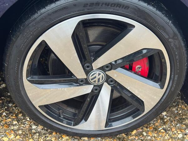 Volkswagen Golf 2.0 TSI GTI Performance DSG Euro 6 (s/s) 5dr