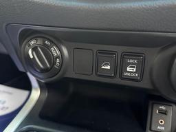 Nissan Navara 2.3 dCi Tekna 4WD Euro 6 (s/s) 4dr at 28th