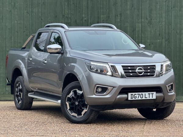 Nissan Navara 2.3 dCi Tekna Auto 4WD Euro 6 4dr
