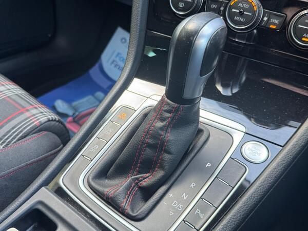 Volkswagen Golf 2.0 TSI GTI Performance DSG Euro 6 (s/s) 5dr