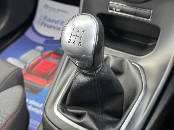 Ford Fiesta 1.0T EcoBoost ST-Line Euro 6 (s/s) 3dr