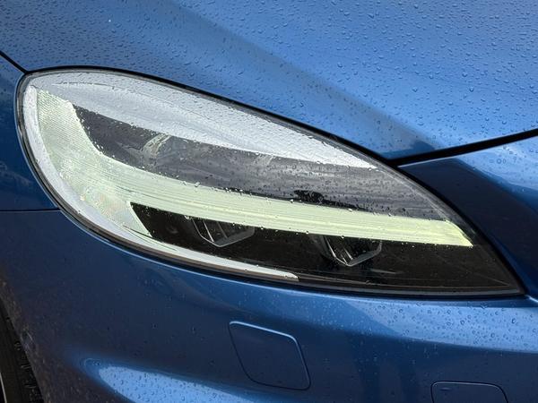 Volvo V40 2.0 D3 R-Design Edition Auto Euro 6 (s/s) 5dr