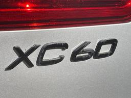 Volvo XC60 2.0 B5 MHEV R-Design Pro Auto Euro 6 (s/s) 5dr at 49th