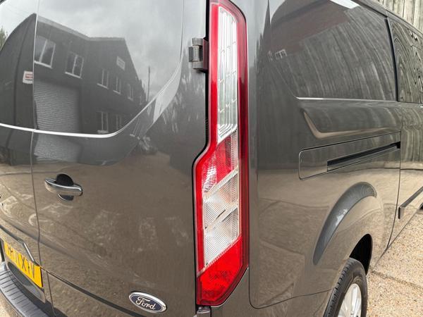 Ford Transit Custom 2.0 320 EcoBlue Limited Crew Van L2 H1 Euro 6 (s/s) 5dr (6 Seat)