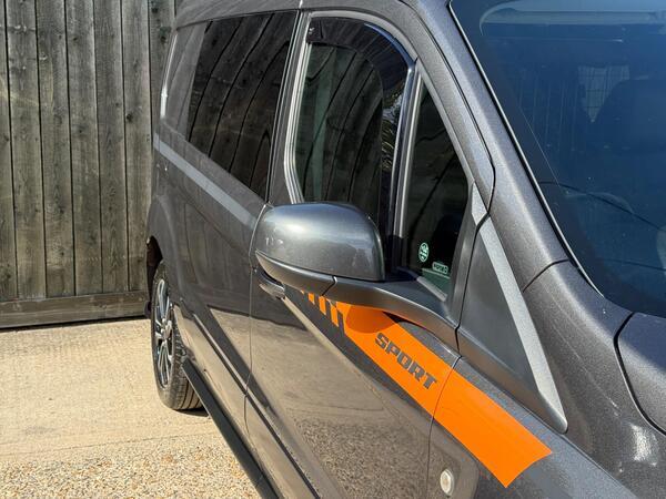 Ford Transit Connect 1.5 240 EcoBlue Sport L2 Euro 6 (s/s) 5dr