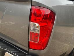 Nissan Navara 2.3 dCi Tekna Auto 4WD Euro 6 4dr at 42th