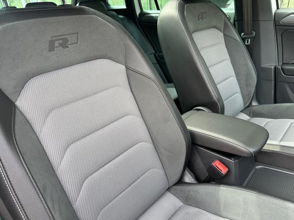 Volkswagen Tiguan 2.0 TDI R-Line DSG 4Motion Euro 6 (s/s) 5dr